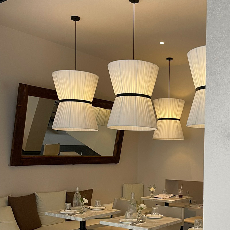 Interior Design Years - Lámpara Colgante LED de Tela Minimalista