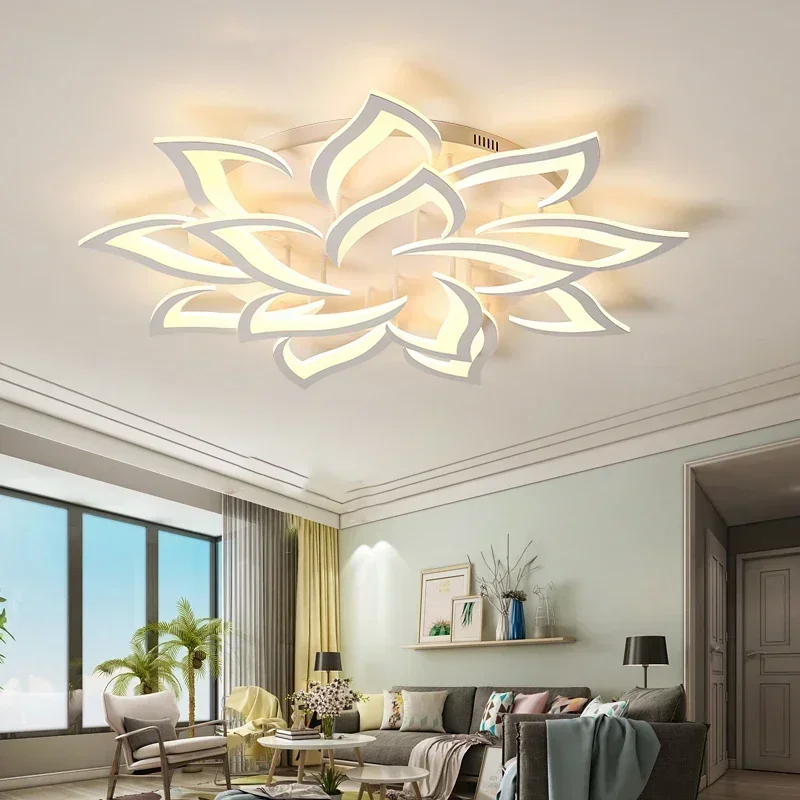 Candelabro de pétalos LED de d - Interior Design Years reseña y precio